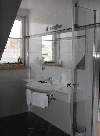 Hotel Restaurant Zum Hirschen 3*