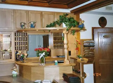 فندق Restaurant Zum Hirschen 3*